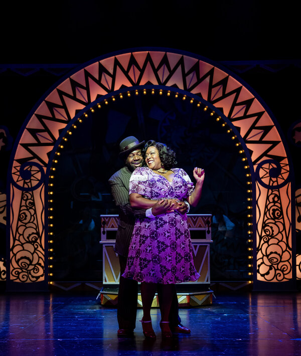 Photos: First Look at Great Lakes Theater's AIN'T MISBEHAVIN' Image