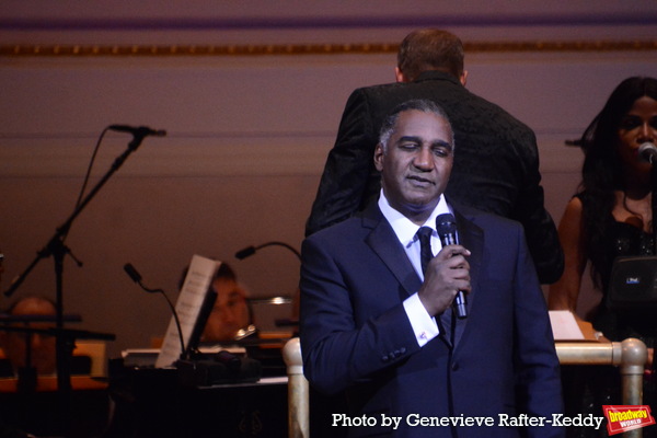 Photos: Inside The 2023 New York Pops Gala  Honoring Barry Manilow 