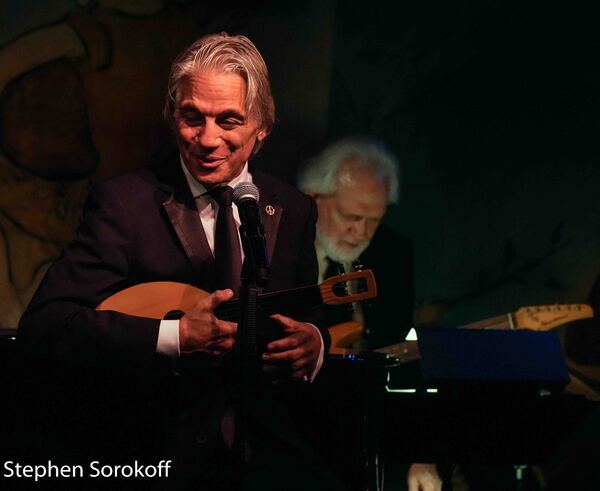 Photos: Tony Danza Brings STANDARDS AND STORIES to Café Carlyle 