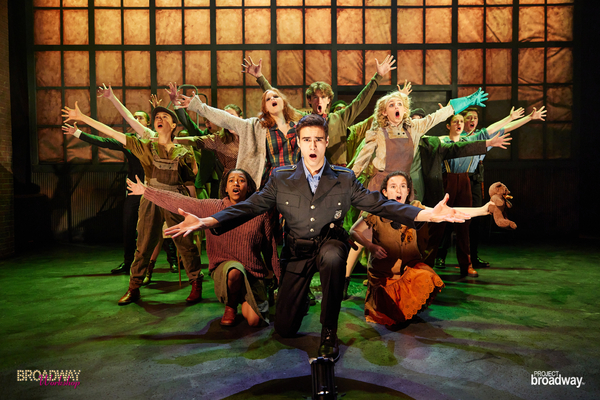 Photos: First Look At URINETOWN At Theater 555 Image