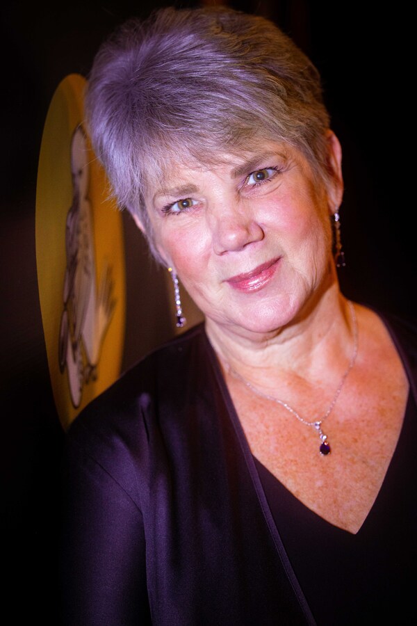 Photos: Matt Baker Lenses The Latest LINEUP WITH SUSIE MOSHER At Birdland Theater Image