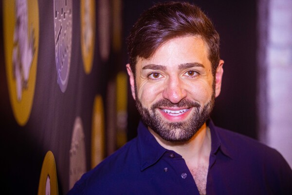 Photos: Matt Baker Lenses The Latest LINEUP WITH SUSIE MOSHER At Birdland Theater Image