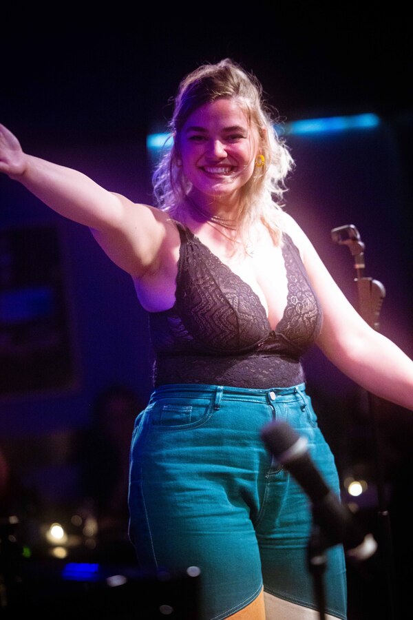 Photos: Matt Baker Lenses The Latest LINEUP WITH SUSIE MOSHER At Birdland Theater Image