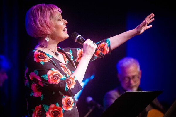 Photos: Matt Baker Lenses The Latest LINEUP WITH SUSIE MOSHER At Birdland Theater Image