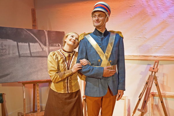 Sarah Crouch as Celeste 2 & Thomas Greene as Soldier Photo