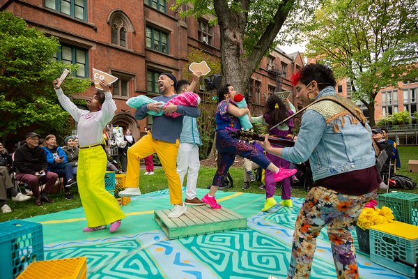 Photos: First Look at Mobile Unit's THE COMEDY OF ERRORS Image