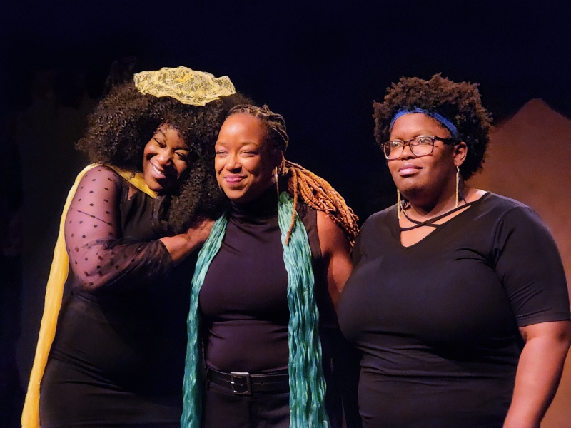 Review: THE GLORIOUS WORLD OF CROWNS, KINKS AND CURLS at The Arts Factory Image