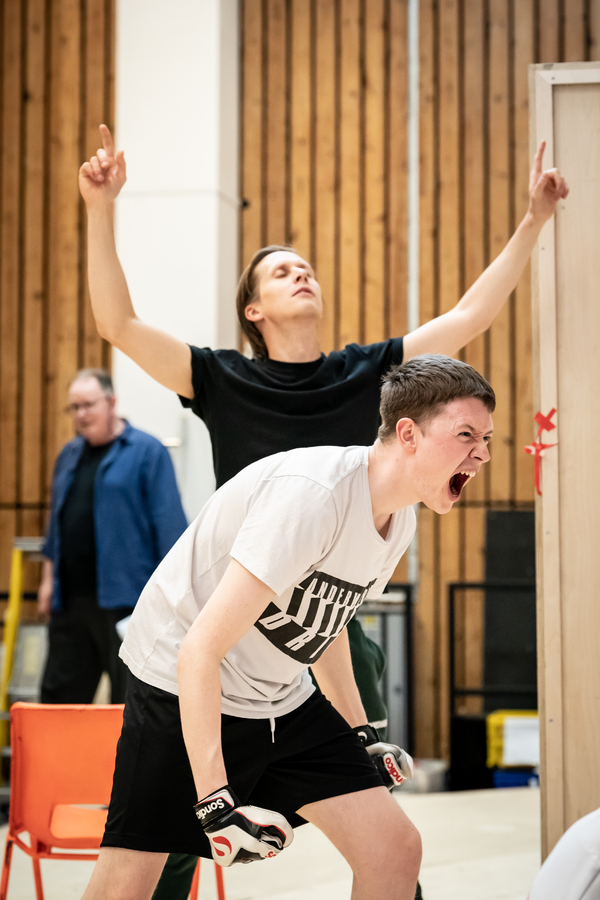 Photos: Full Cast Set for Joseph Fiennes-Led DEAR ENGLAND; Get a First Look Inside Rehearsals Image