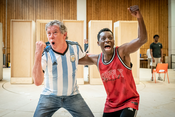 Photos: Full Cast Set for Joseph Fiennes-Led DEAR ENGLAND; Get a First Look Inside Rehearsals Image