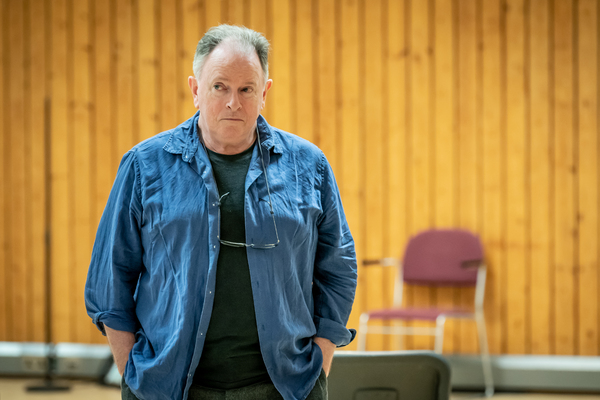 Photos: Full Cast Set for Joseph Fiennes-Led DEAR ENGLAND; Get a First Look Inside Rehearsals Image