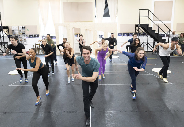 Photos: See Ruthie Henshall, Les Dennis & More in Rehearsals for 42 STREET Image