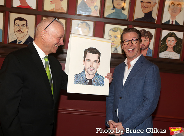 Photos: GOODNIGHT, OSCAR Star Sean Hayes Honored With Sardi's Portrait Image