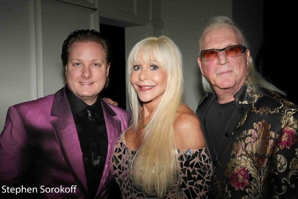 Photos: Anthony Nunziata Makes Cafe Carlyle Debut Image