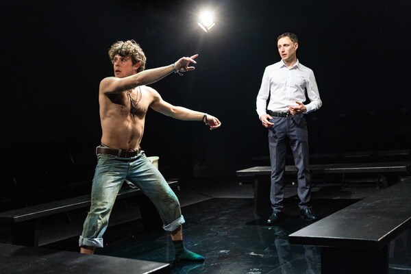 Photos: First Look at LEAVES OF GLASS at Park Theatre Image