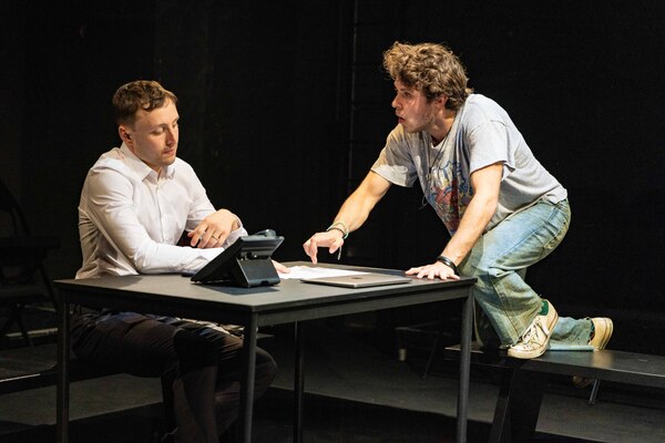 Photos: First Look at LEAVES OF GLASS at Park Theatre Image
