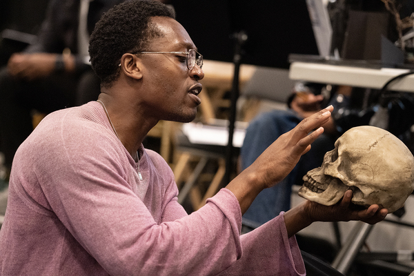Photos: Go Inside Rehearsals for HAMLET at Free Shakespeare in the Park Image