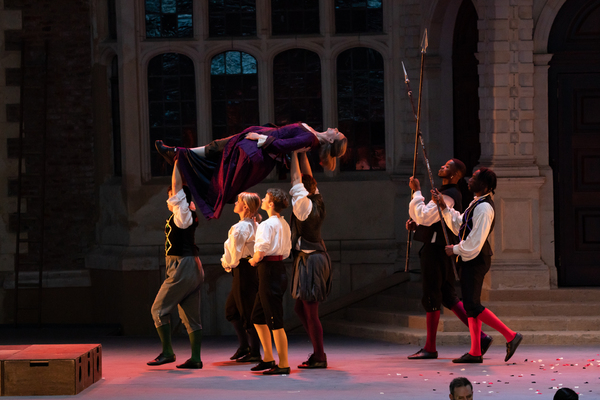 Photos: Figure Return To London's Opera Holland Park With A MIDSUMMER NIGHT'S DREAM Image