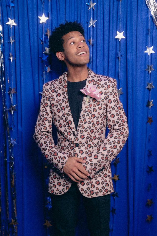 Photos: KIMBERLY AKIMBO Company Poses at 1999 New Jersey Prom Party Image