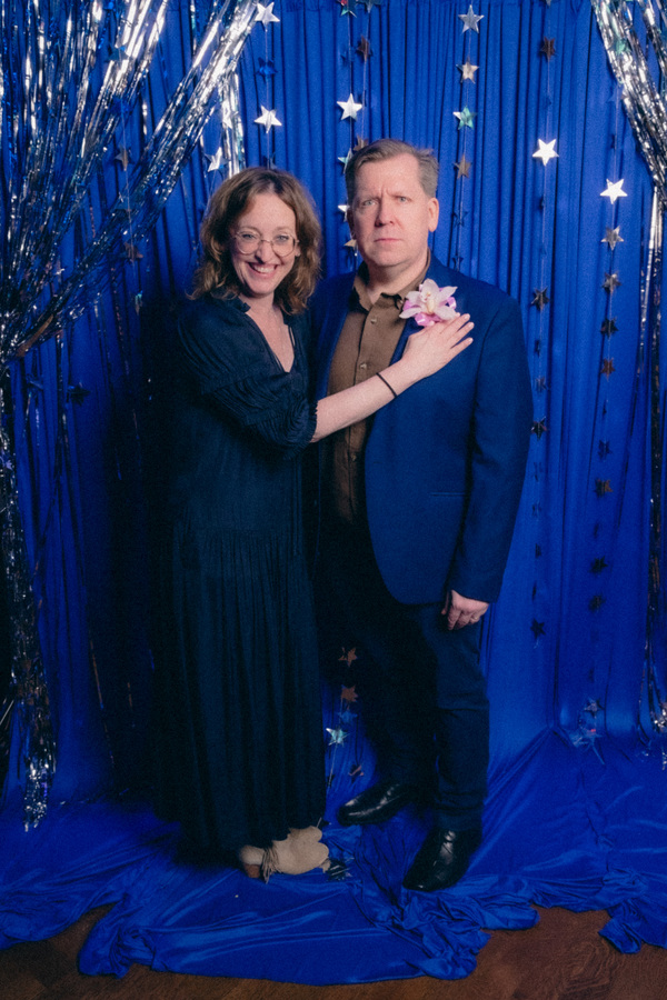 Photos: KIMBERLY AKIMBO Company Poses at 1999 New Jersey Prom Party Image