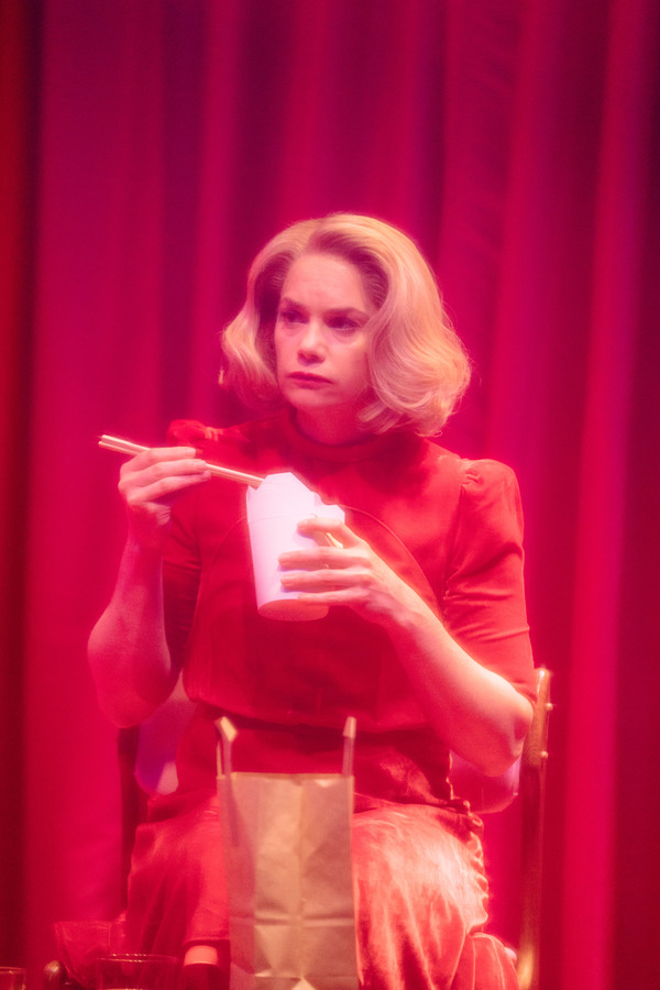 Photos: First Look at Ruth Wilson in THE SECOND WOMAN at the Young Vic Theatre Image