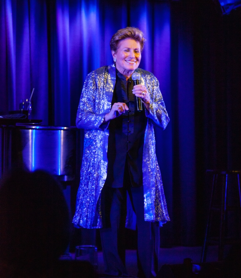 Review: Lorna Dallas Divinely Displays GLAMOROUS NIGHTS AND RAINY DAYS at The Laurie Beechman Theatre 
