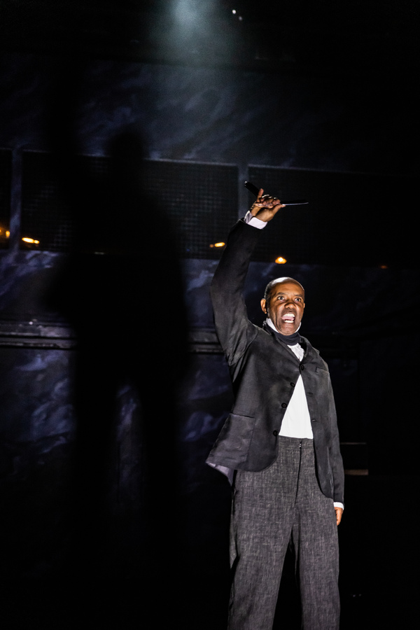 Exclusive Photos: First Look at SWEENEY TODD at Signature Theatre Image