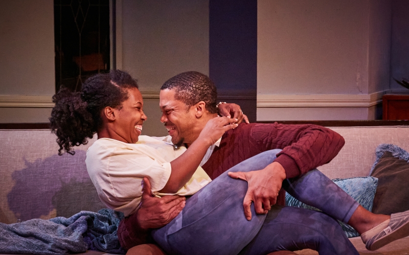 Review: 4TH WALL THEATRE CO.'s SHOWS PROWESS IN EXCEPTIONAL FAIRVIEW Image
