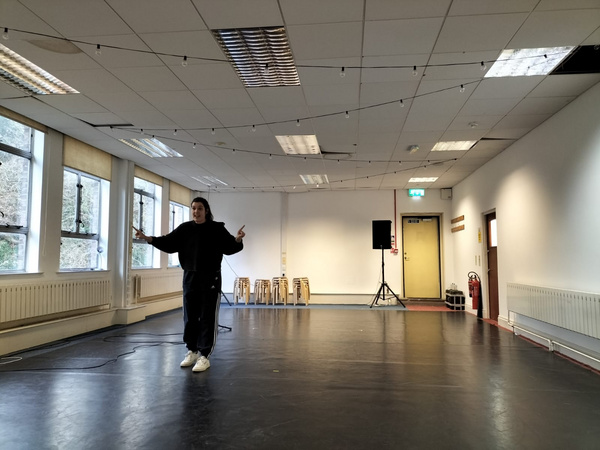 Photos: Inside Rehearsal For THE UNICORN at The Arcola Theatre Image