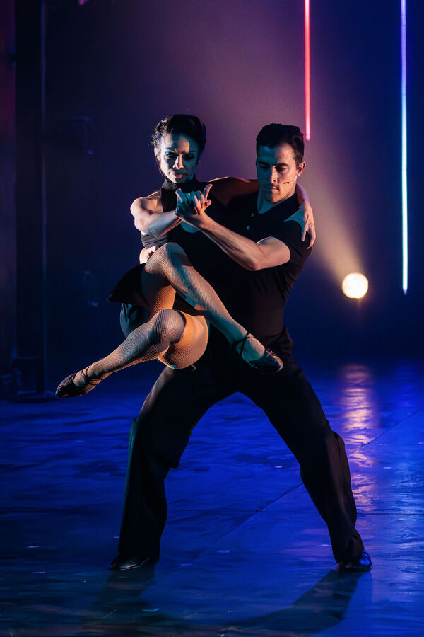 Photos: First Look At EVITA At The REV Theatre Company Image