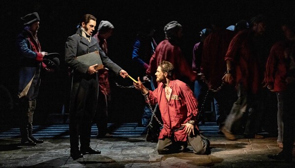 Photos: See the New Images of LES MISERABLES in the West End Image
