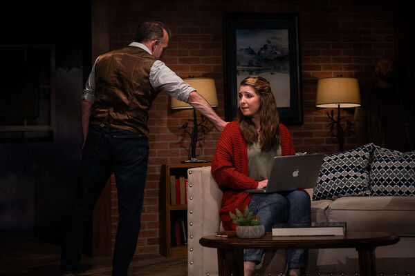Photos: First Look at TINY BEAUTIFUL THINGS at Circle Theatre Image