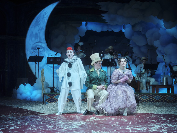 Photos: First Look at Giffords Circus 2023 Tour LES ENFANTS DU PARADIS Image