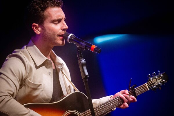 Photos: May 30th THE LINEUP WITH SUSIE MOSHER In Matt Baker's Artistic Style Image