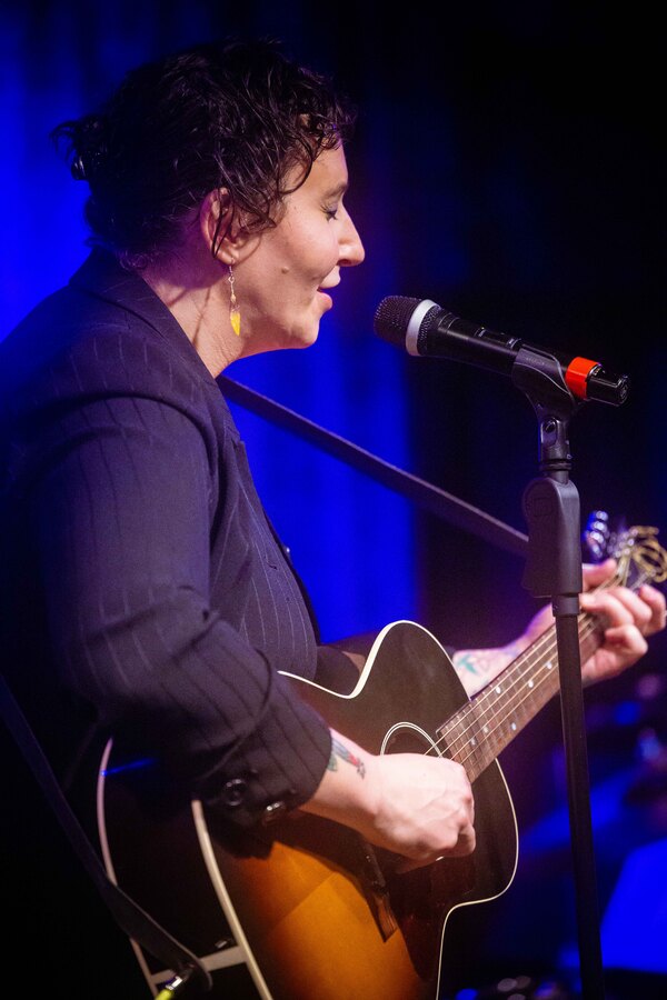 Photos: May 30th THE LINEUP WITH SUSIE MOSHER In Matt Baker's Artistic Style Image