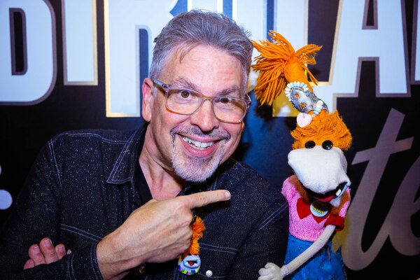 Photos: May 30th THE LINEUP WITH SUSIE MOSHER In Matt Baker's Artistic Style Image
