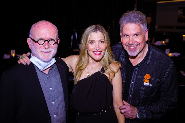 Photos: May 30th THE LINEUP WITH SUSIE MOSHER In Matt Baker's Artistic Style Image