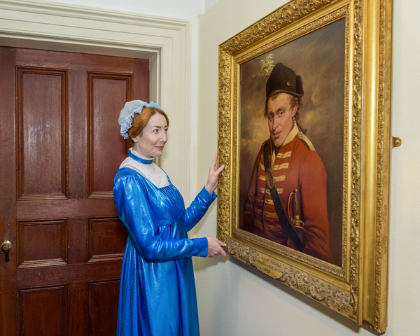 Photos: QUALITY STREET UK Tour; Get a First Look at the Cast Image