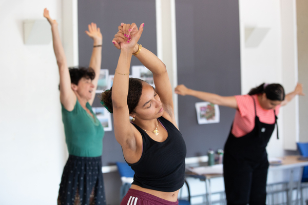 Photos: Inside Rehearsal For SWELL at Orange Tree Theatre 