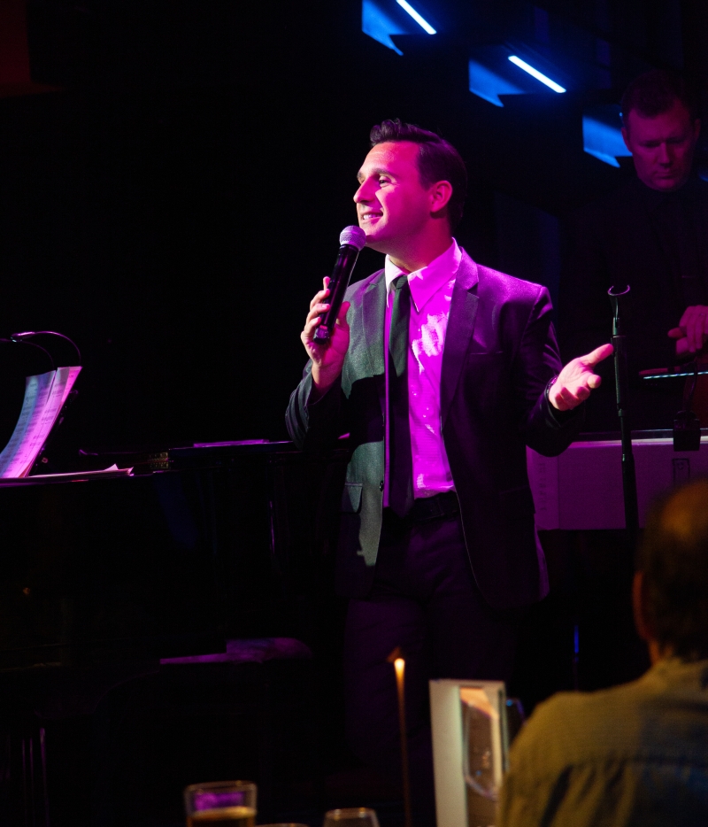 Review: No Blue Patrons At Chelsea Table + Stage After Nicolas King's SHAKING THE BLUES AWAY Image