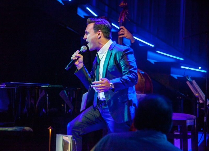 Review: No Blue Patrons At Chelsea Table + Stage After Nicolas King's SHAKING THE BLUES AWAY Image