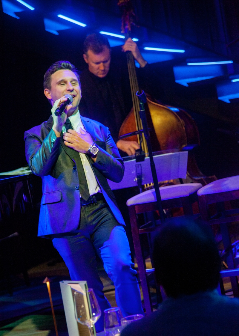 Review: No Blue Patrons At Chelsea Table + Stage After Nicolas King's SHAKING THE BLUES AWAY Image