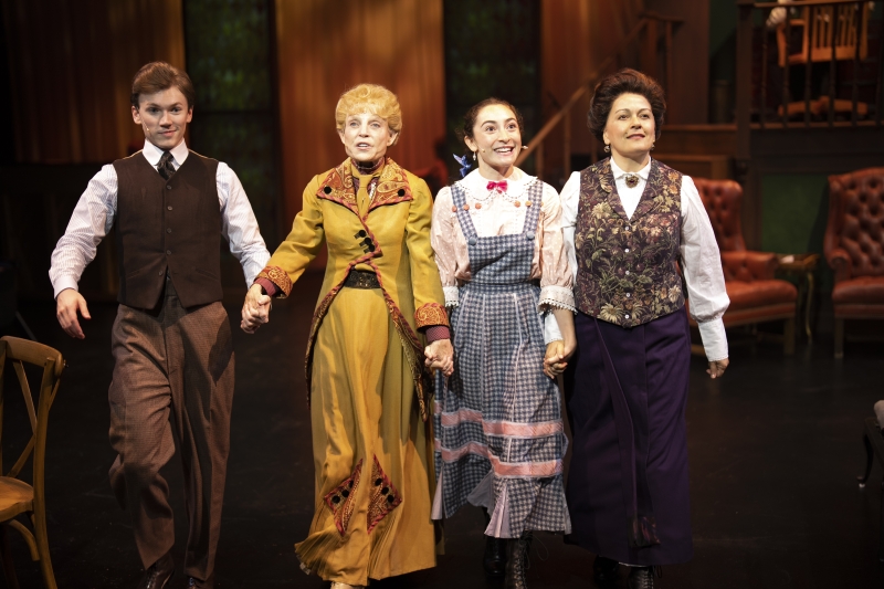 Previews: OZ at FreeFall Theatre Image