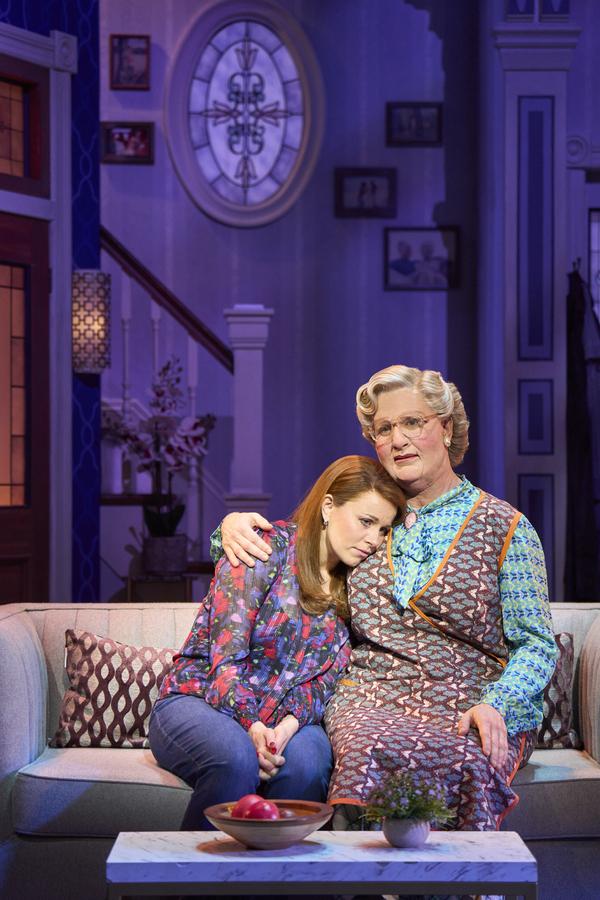 Photos: First Look At MRS. DOUBTFIRE in London's West End Image
