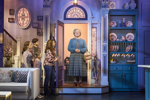 Photos: First Look At MRS. DOUBTFIRE in London's West End Image