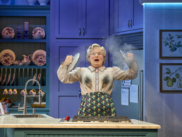 Photos: First Look At MRS. DOUBTFIRE in London's West End Image