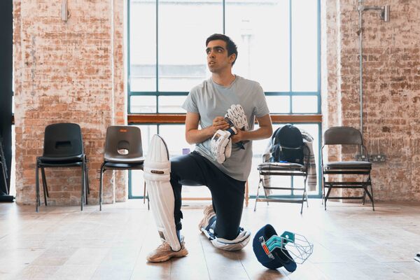 Photos: Go Inside Rehearsal for DUCK at the Arcola Theatre Image