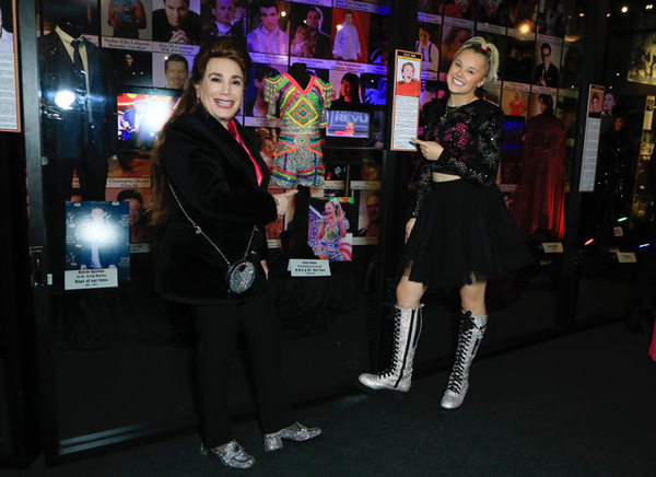 Photos: See Raven Symone, Michael Feinstein, Lorna Luft, JoJo Siwa & More at the 10th Annual Real To Reel Honors 