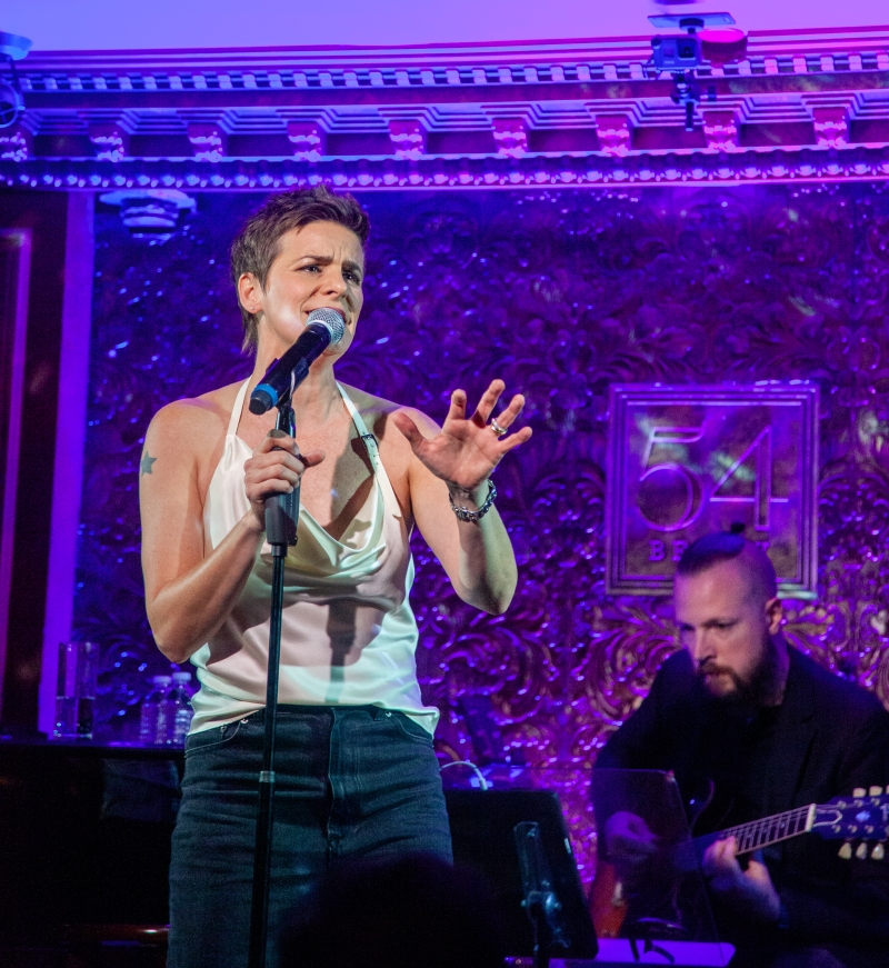 Photos: Jenn Colella Concludes Fabulous OUT AND PROUD Show at 54 Below Image
