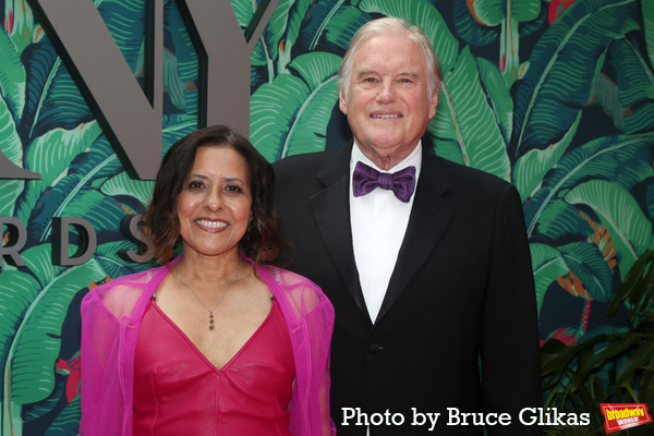 Photos: Broadway's Brightest Stars Hit the Red Carpet at the 2023 Tony Awards Image