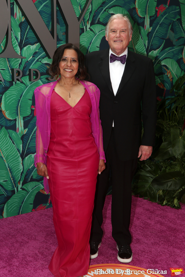 Photos: Broadway's Brightest Stars Hit the Red Carpet at the 2023 Tony Awards Image